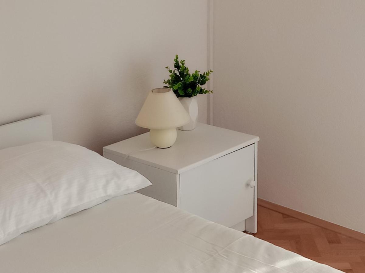 Room For Two Baska Voda Exterior photo